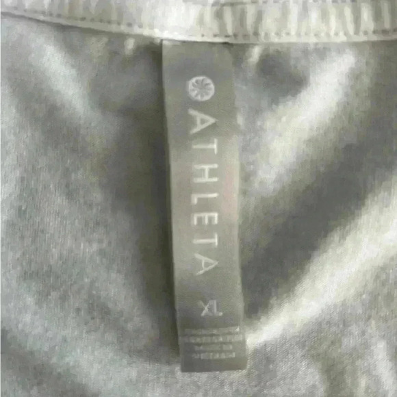 Athleta RISE white cropped tee short sleeve XL - Picture 7 of 8